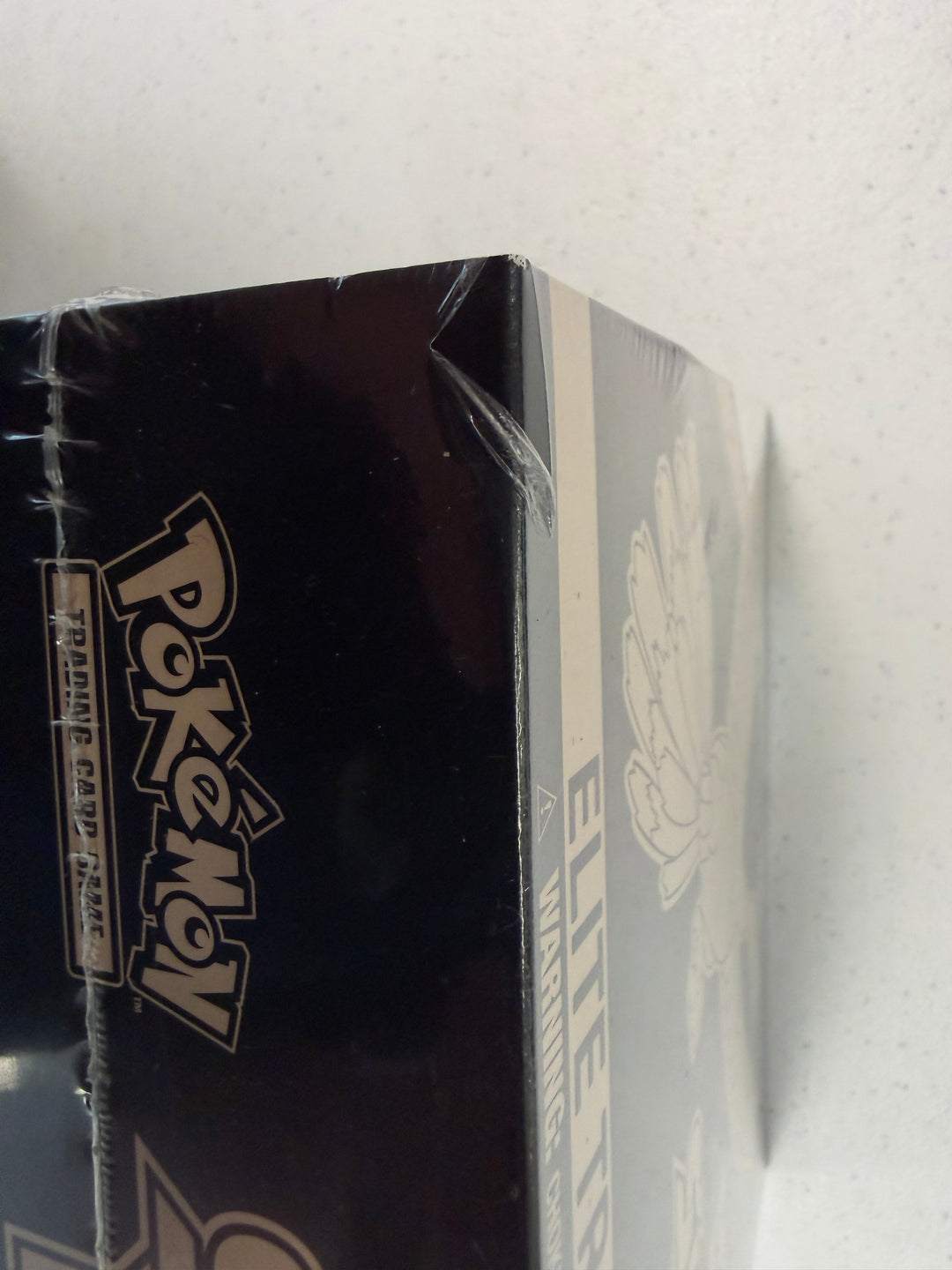 Pokemon: Shining Legends Elite Trainer (See Images)