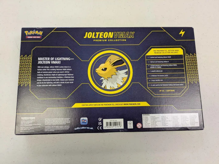Pokemon: Jolteon VMAX Premium Collection - SEE PHOTOS