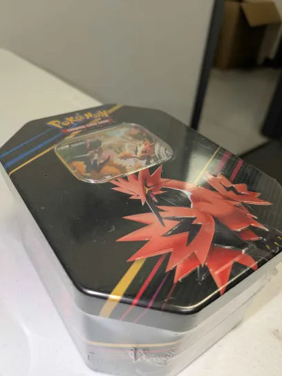 Pokemon: Crown Zenith Tin [Galarian Zapdos] (International Version)